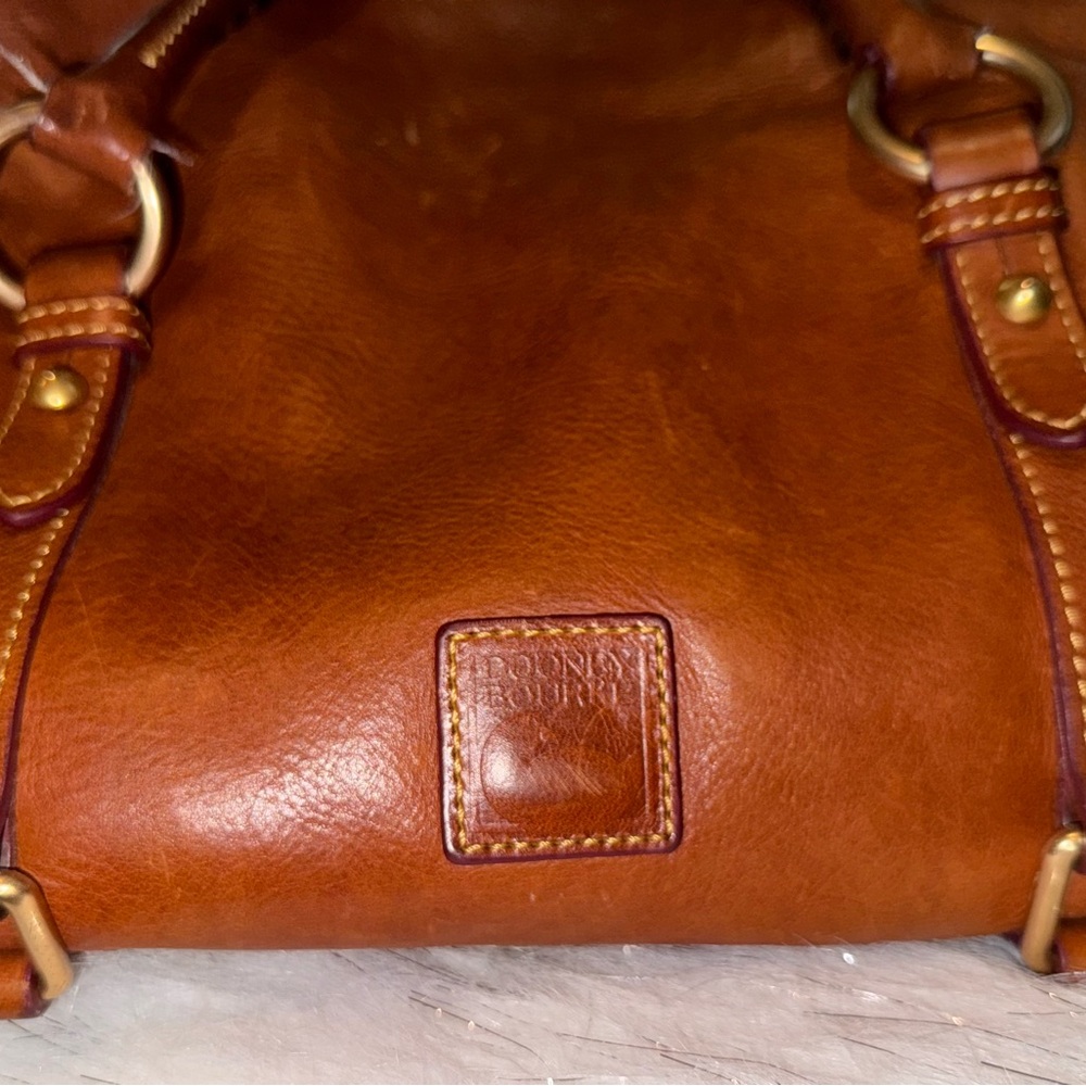 Dooney & Bourke Brown Leather Women's Bag